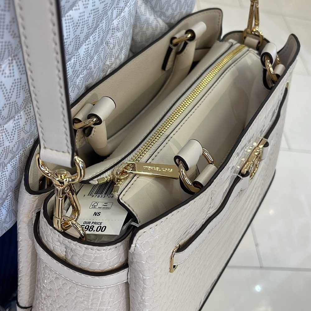 MICHAEL KORS
Reed Large Leather Belted Satchel Crossbody Handbag Center Zip NWT - Picture 7 of 16
